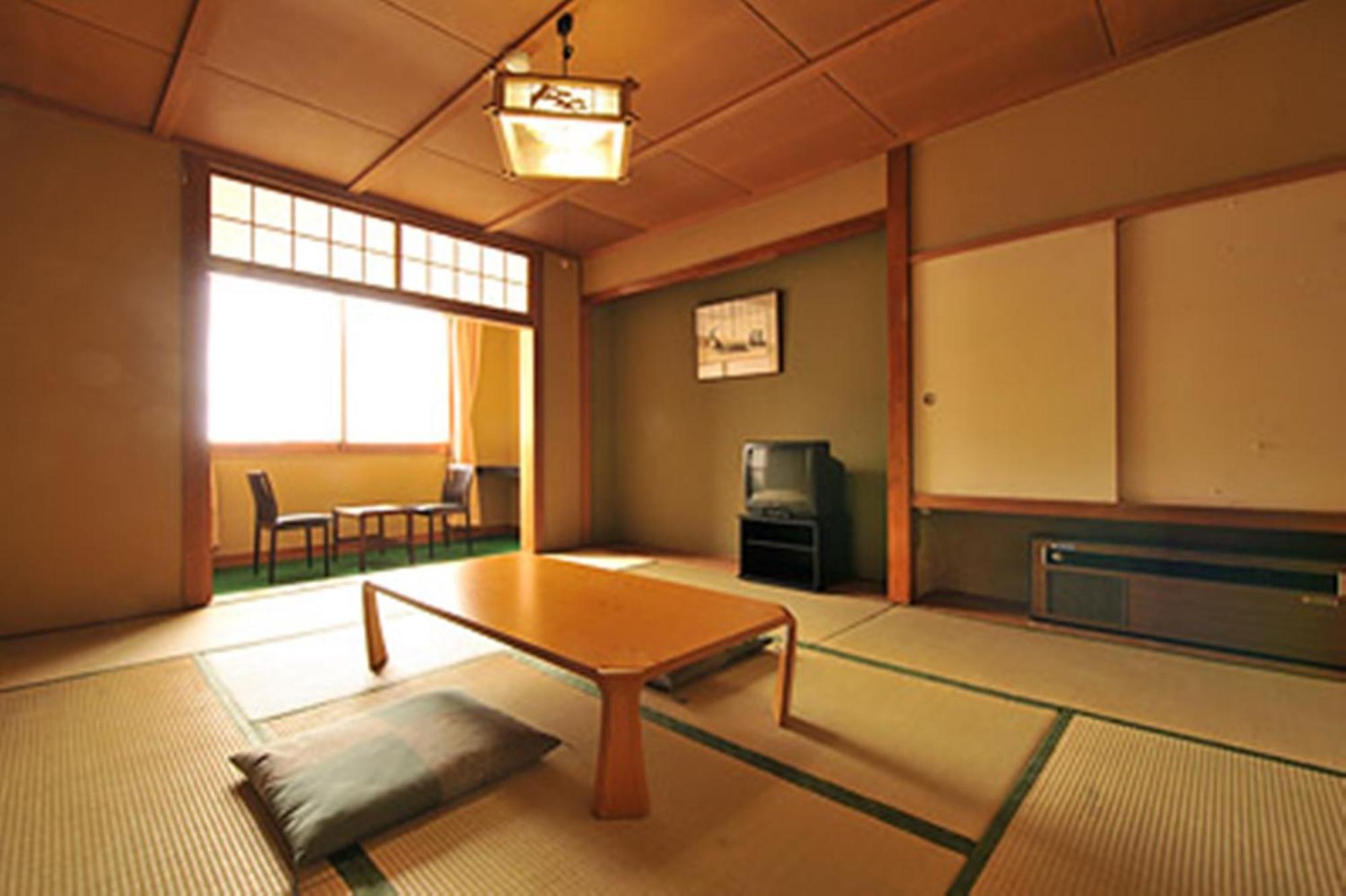 Hotel Takimoto Yamanouchi  Δωμάτιο φωτογραφία